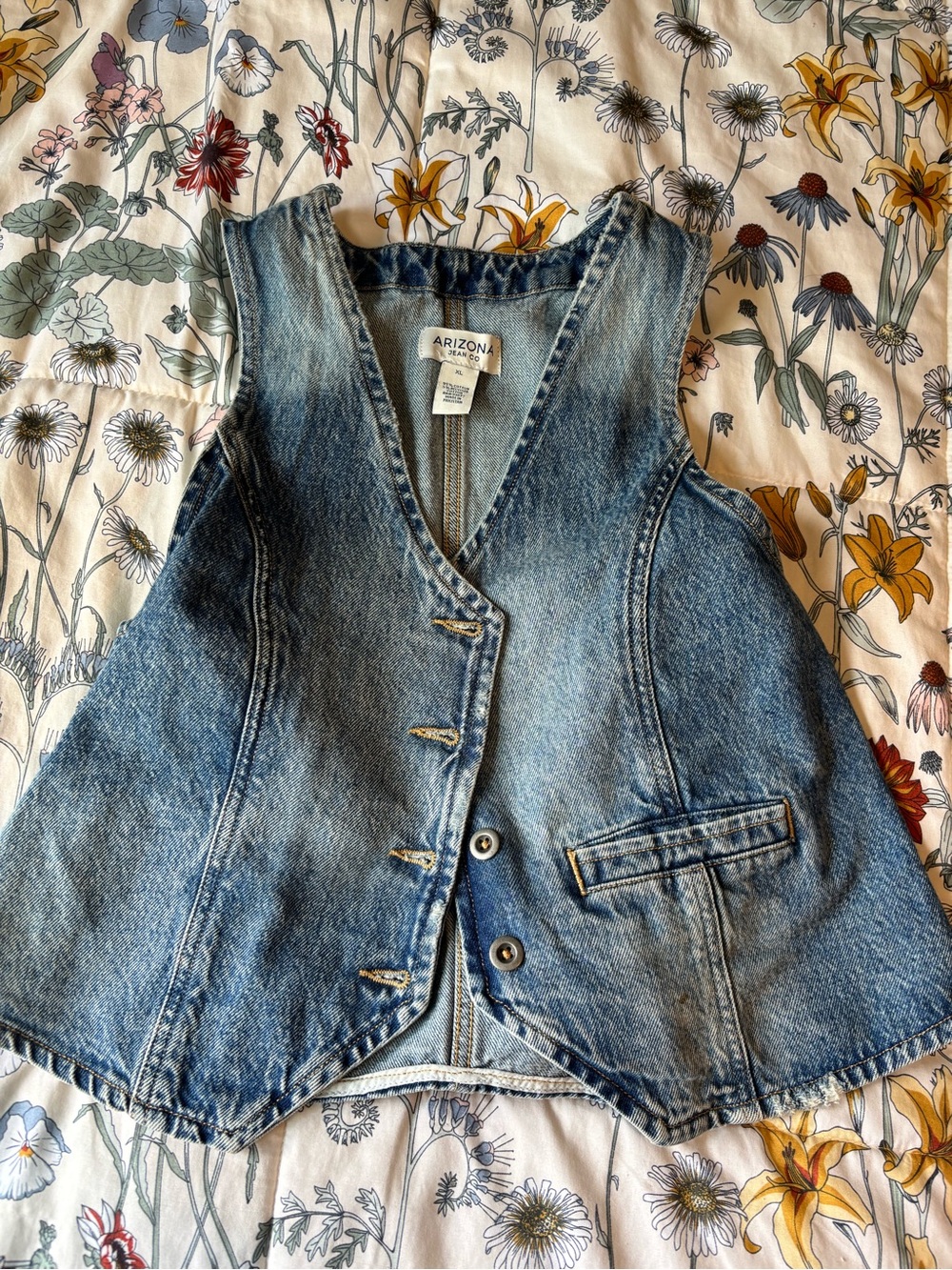 Arizona Jean Company Light Blue Denim Vest